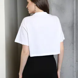 Shein Drop-Shoulder Sleeves Typographic Chest Print Crop T-shirt image 3