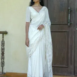 suta Women Cotton Traditional Saree image 3