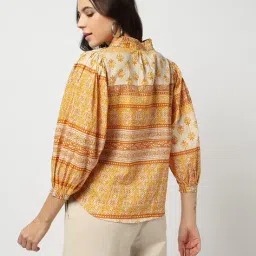 yousta Women Floral Print Relaxed Fit Tunic image 3