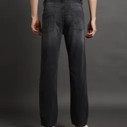 john players jeans Men Mid-Wash Straight Fit Jeans image 3