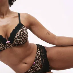 marks & spencer Lace Trim Non-Wired T-Shirt Bra (A-E) image 3