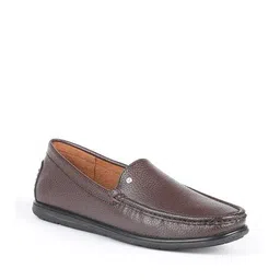 v8 by roush Men Round-Toe Slip-On Loafers image 3