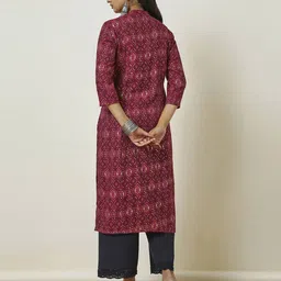 soch Women Printed Straight Kurta image 4
