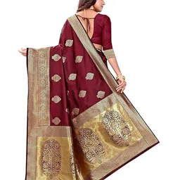 revangi Women Woven Saree with Contras Border image 4