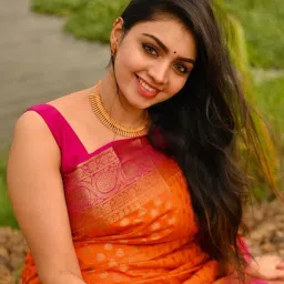 linza Women Banarasi Woven Saree with Contrast Border image 4