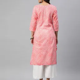 one femme Women Printed Straight Kurti image 4