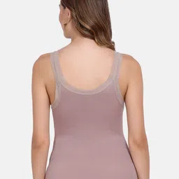 amour secret Ribbed Scoop-Neck Camisole image 4