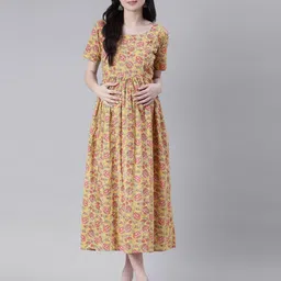 swishchick Printed Fit & Flare Dress with Short Sleeves image 4