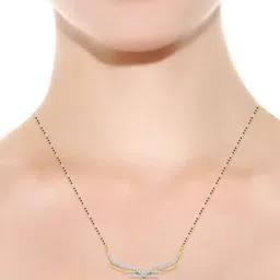 iski uski 18KT (750) Yellow Gold Diamond Studded Mangalsutra image 4