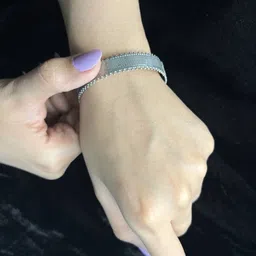 arte Women Sterling Silver Openable Bangle image 4