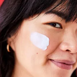 first aid beauty Ultra Repair Cream image 4