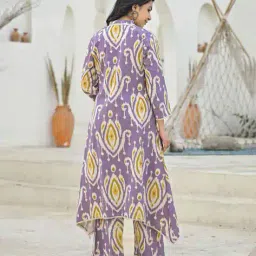 kiana house of fashion Women Floral Straight Kurta Set image 4