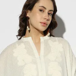 svrnaa by azorte Applique Work Kaftan Kurta with Slip image 4