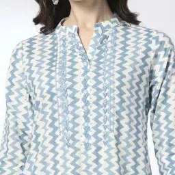 siyahi Women Chevron Print Straight Kurta image 4