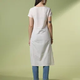 acai Women Straight Kurta with Embroidered Yoke image 4