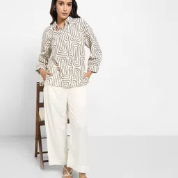 akkriti by pantaloons Women Geometric Print Straight Tunic image 4