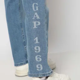 gap Women Straight Fit Light -Wash Jeans image 5
