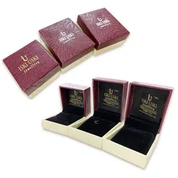 iski uski 18KT (750) Yellow Gold Diamond Studded Mangalsutra image 5