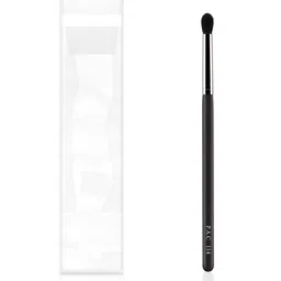 pac Eyeshadow Blending Brush - 114 image 5