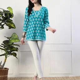 anzi Women Block Print A-Line Kurti image 5