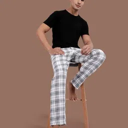 kryptic Men Pack of 2 Checked Mid-Rise Pyjamas image 5