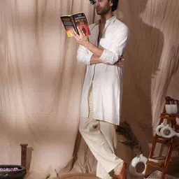 midav Men Striped Regular Fit Long Kurta with Mandarin Collar  image 5