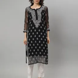 sevachikan Women Embroidered Straight Kurta image 1