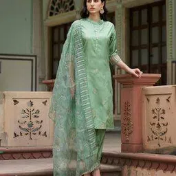 svaraa Women Embroidered Straight Kurta Set-picture-39