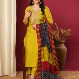 gosriki Women Embroidered Straight Kurta Set image 1