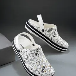 campus Men Graphic Print Slip-On Clogs image 1