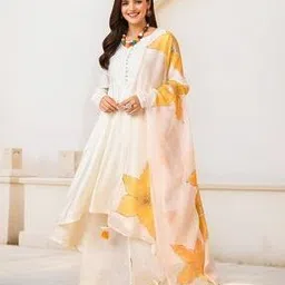 ishin Women Kurta Set-picture-15