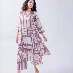 toochki Women Flared Kurta Set image 1