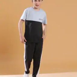 li'l tomatoes Colourblock T-Shirt & Shorts Nightsuit Set-picture-39