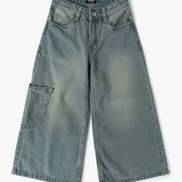 yousta Girls Lightly Washed Flared Cargo Jeans-picture-33