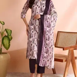 nyrika Women Floral Kurta Set image 1