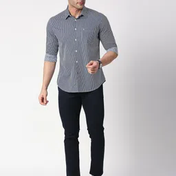 Basics Men Slim Fit Printed Cotton Casual Shirt image 2