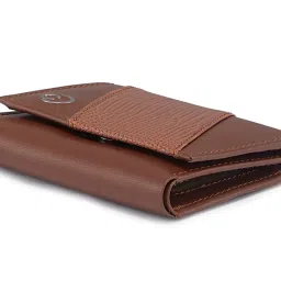 Caprese Zoey Small Trifold Brown Wallet image 5