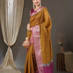 Saree mall Checked Woven Design Zari Taant Sarees image 3