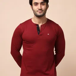berry blues Men Solid Henley Neck Cotton T-shirt image 1