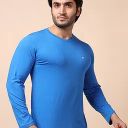 berry blues Men Solid Cotton T-shirt image 3