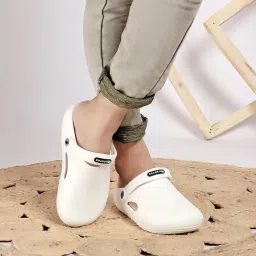 milestoe Spirit Men's Lightweight Comfortable Waterproof Classic Clogs image 3