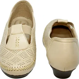 w-liberty Women's Comfortable & Fashionable Artificial Leather Beige Heel Balerinas image 4