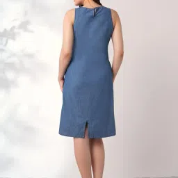 globus Women Round Neck Sleeveless Knee Length A-Line Denim Dress image 2