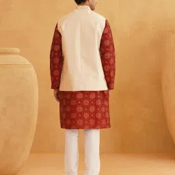sojanya (Since 1958 Men's Silk Blend Maroon Kurta & Off White Pyjama with Beige Nehru Jacket image 3
