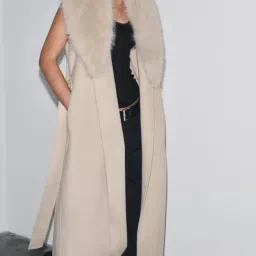 Patakadevi | Sleeveless Longline Vest For Women | For Business Trip And Evening Commute | Beige Wool Blend Outerwear | Removable Faux Fur Collar Winter Coat image 3