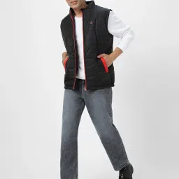 urbano fashion Men's Nylon Sleeveless Zippered Standard Length Puffer Jacket image 4