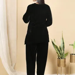 ridaa Women's Stylish Winter Velvet Co-Ord Set for Women image 1