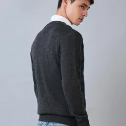 raymond Men Regular Fit Wrapper Pattern Merino Wool Acrylic Blend V Neck Full Sleeve Casual Winter Wear Grey image 2