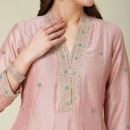 mokosh Women's Silk Embroidered Kurta Pant Dupatta Set (DM-474) image 3