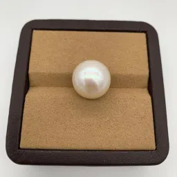 Gallery Millennium Pearl Stone Original Certified 7Ratti Authentic South Sea Bead Safed Moti Round Shape White Stone Precious 6.45 Carat Sunhera Pearl अकोय पर्ल For Wearing पर्ल मोतीओरिजिनल सर्टिफाइड image 4